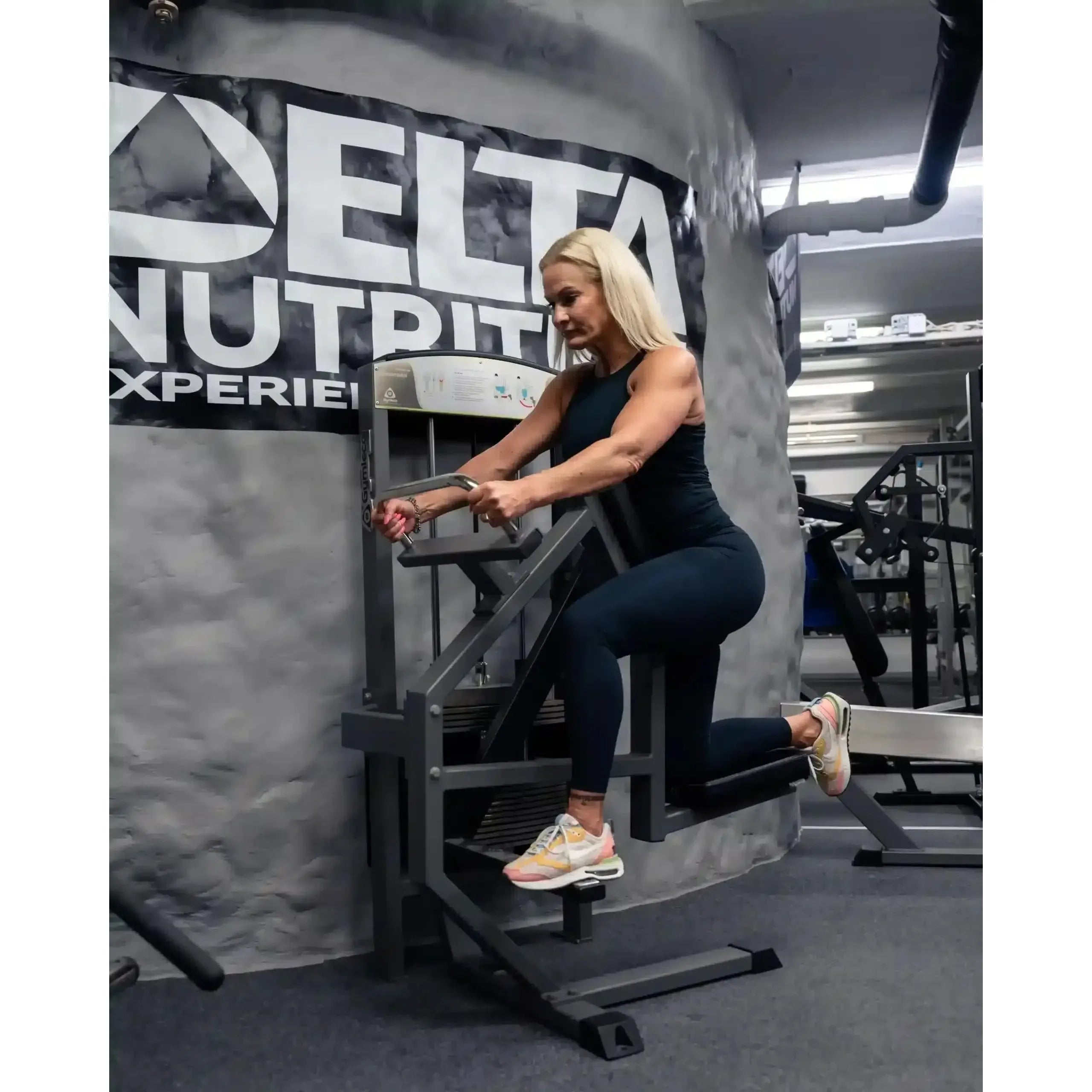 GymLeco Selectorized 360 Glute One Leg Kick